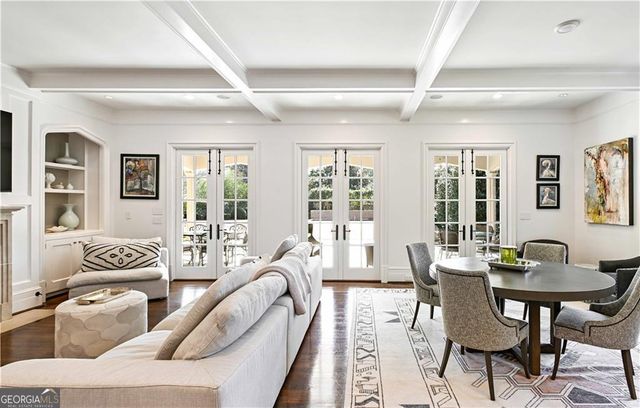 369 Pine Tree Drive NE, Atlanta, GA 30305