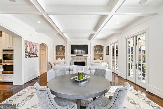 369 Pine Tree Drive NE, Atlanta, GA 30305