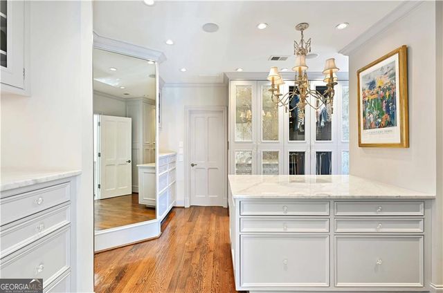 369 Pine Tree Drive NE, Atlanta, GA 30305