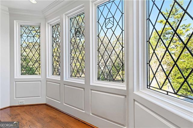 369 Pine Tree Drive NE, Atlanta, GA 30305