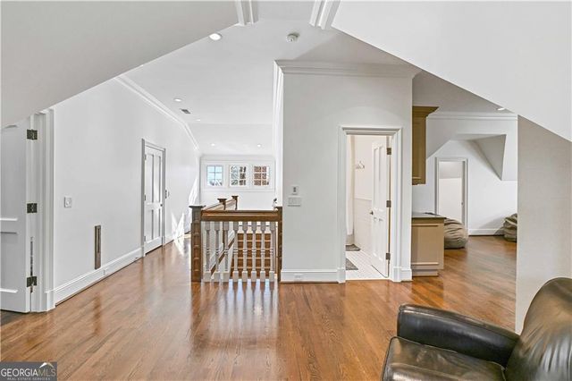 369 Pine Tree Drive NE, Atlanta, GA 30305