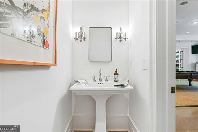 369 Pine Tree Drive NE, Atlanta, GA 30305