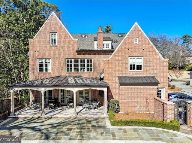 369 Pine Tree Drive NE, Atlanta, GA 30305