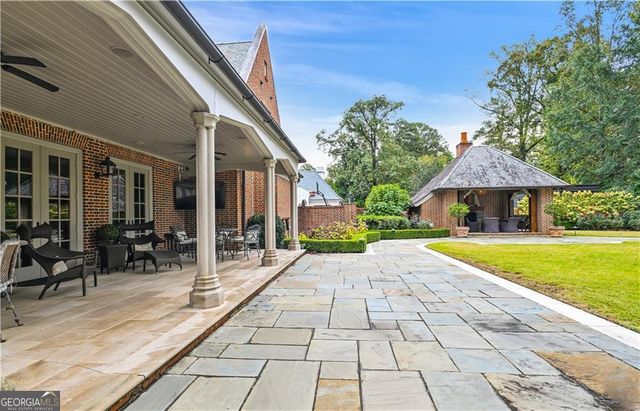 369 Pine Tree Drive NE, Atlanta, GA 30305