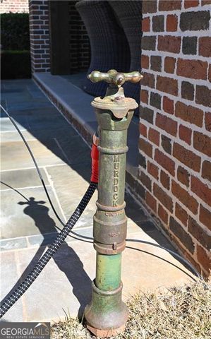 369 Pine Tree Drive NE, Atlanta, GA 30305