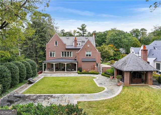 369 Pine Tree Drive NE, Atlanta, GA 30305