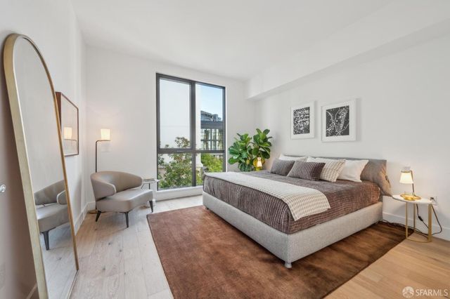 1 Bristol Court 311, San Francisco, CA 94130