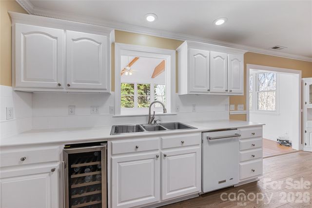 7722 Farmbrook Drive, Waxhaw, NC 28173