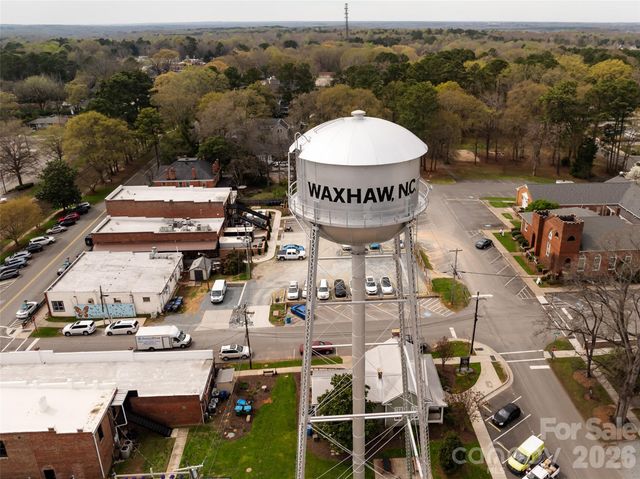 7722 Farmbrook Drive, Waxhaw, NC 28173