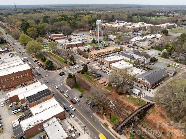 7722 Farmbrook Drive, Waxhaw, NC 28173