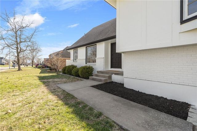 9718 Appleton Avenue, Kansas City, MO 64134