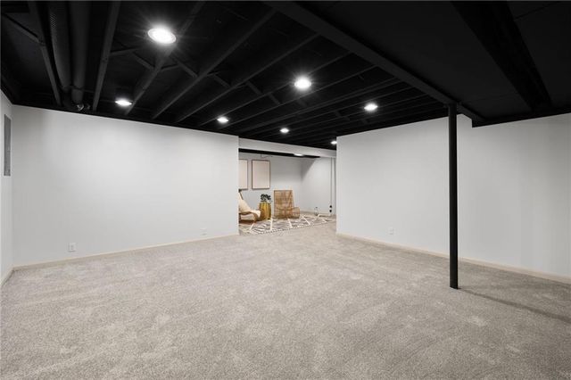 9718 Appleton Avenue, Kansas City, MO 64134