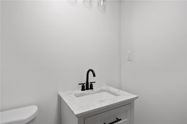 9718 Appleton Avenue, Kansas City, MO 64134