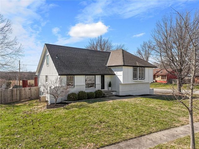 9718 Appleton Avenue, Kansas City, MO 64134