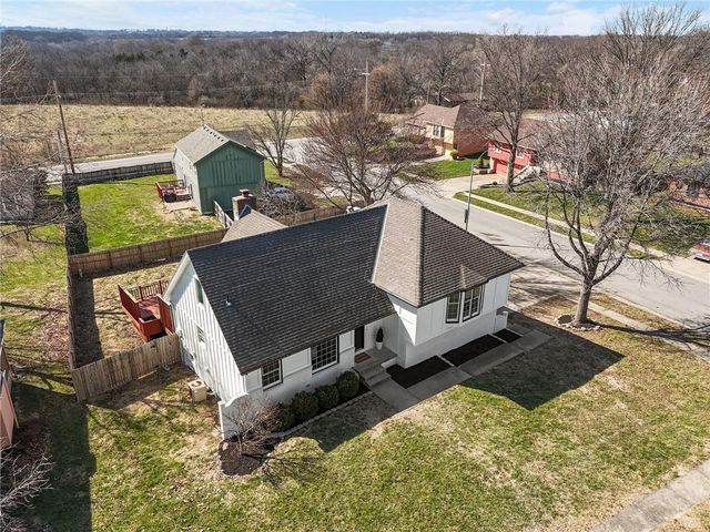 9718 Appleton Avenue, Kansas City, MO 64134