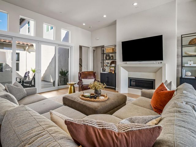 130 Lockwood Ct, El Dorado Hills, CA 95762