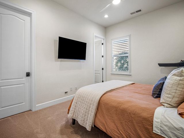 130 Lockwood Ct, El Dorado Hills, CA 95762