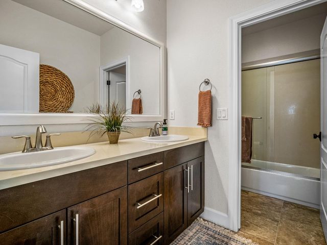 130 Lockwood Ct, El Dorado Hills, CA 95762