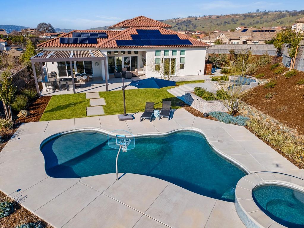 130 Lockwood Ct, El Dorado Hills, CA 95762