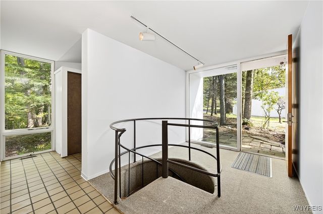 10 Clark Court, Elma, NY 14059