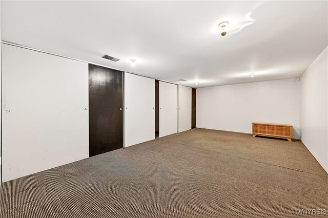 10 Clark Court, Elma, NY 14059