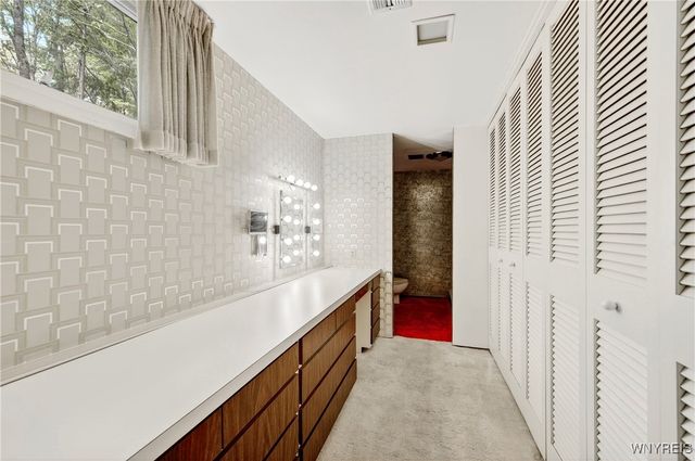 10 Clark Court, Elma, NY 14059