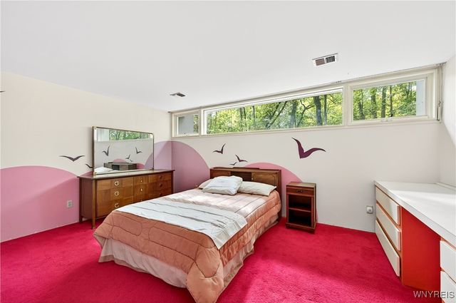 10 Clark Court, Elma, NY 14059