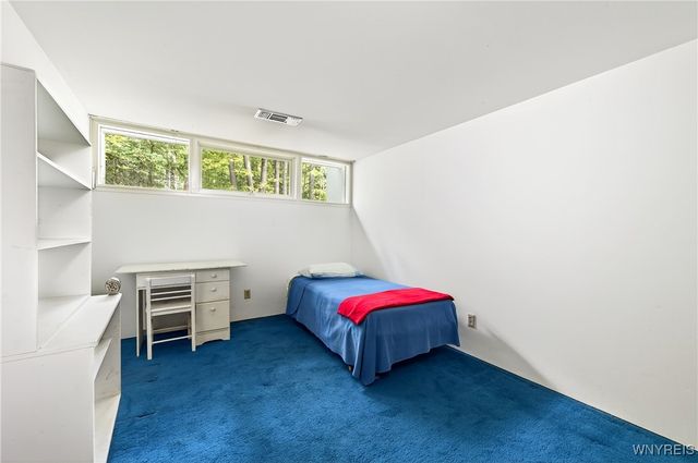 10 Clark Court, Elma, NY 14059