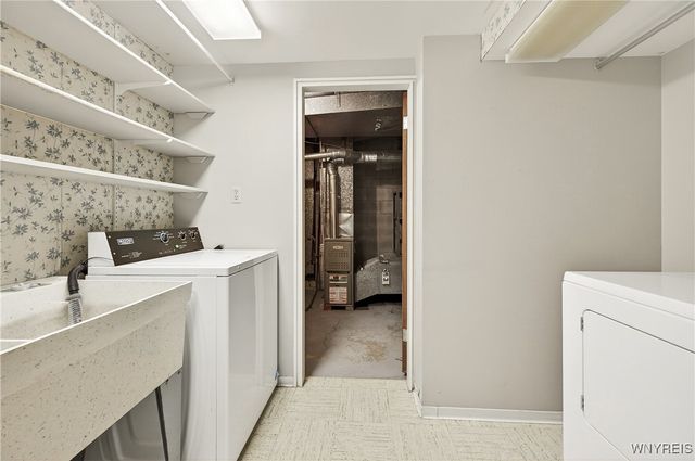 10 Clark Court, Elma, NY 14059