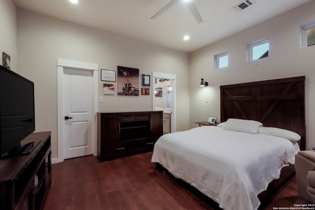 320 SAINT FRANCIS AVE, San Antonio, TX 78204