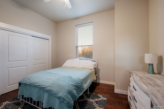 320 SAINT FRANCIS AVE, San Antonio, TX 78204