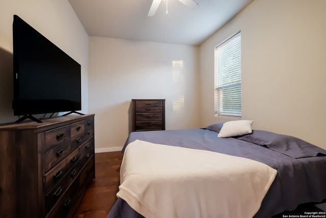 320 SAINT FRANCIS AVE, San Antonio, TX 78204