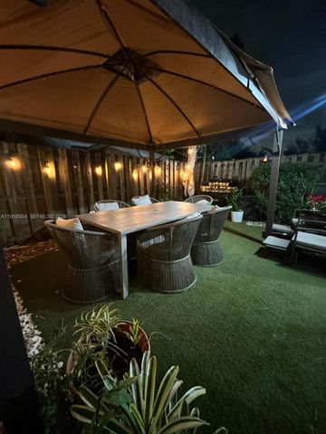 11625 NW 87th Ln 11625, Doral, FL 33178