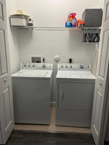 11625 NW 87th Ln 11625, Doral, FL 33178