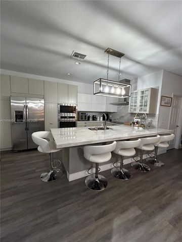 11625 NW 87th Ln 11625, Doral, FL 33178