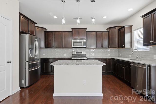 1722 Still River Way, Fort Mill, SC 29708