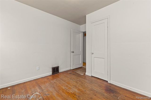 12908 Grayfield Street, Detroit, MI 48223