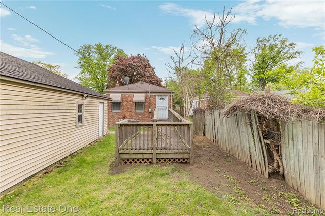 12908 Grayfield Street, Detroit, MI 48223
