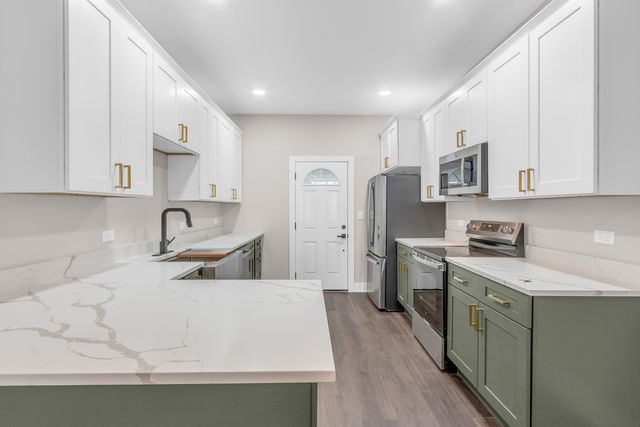 3823 W Wabansia Avenue, Chicago, IL 60647