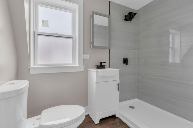 3823 W Wabansia Avenue, Chicago, IL 60647