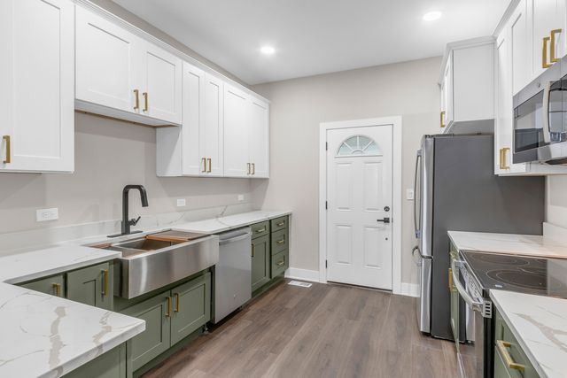 3823 W Wabansia Avenue, Chicago, IL 60647
