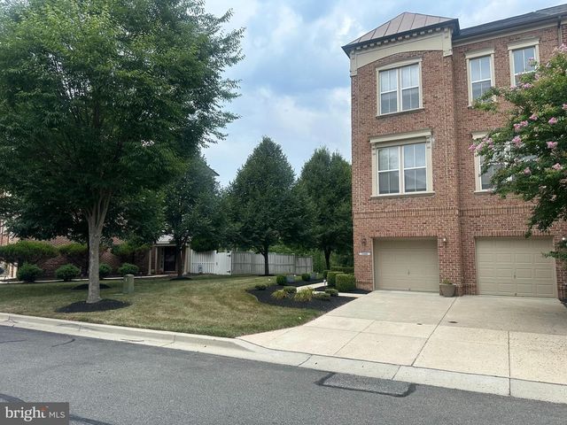 13200 SAINT JAMES SANCTUARY DR, Bowie, MD 20720