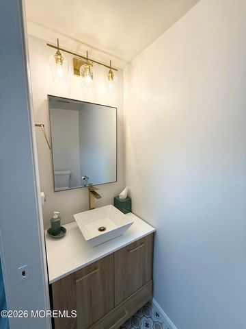 41 Weller Place 217, Holmdel, NJ 07733