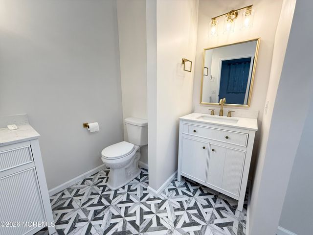 41 Weller Place 217, Holmdel, NJ 07733