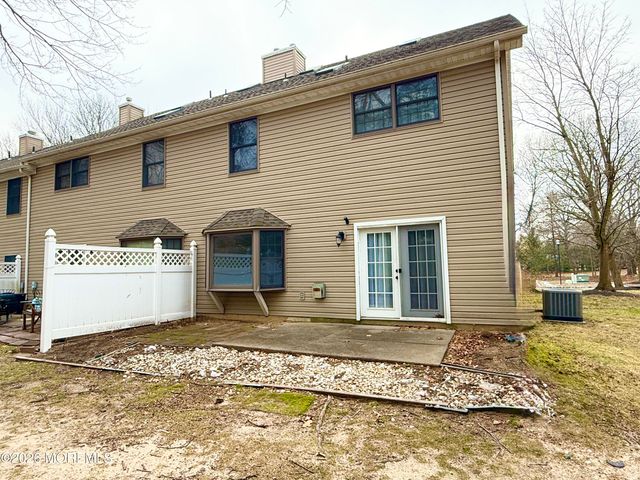 41 Weller Place 217, Holmdel, NJ 07733