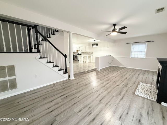 41 Weller Place 217, Holmdel, NJ 07733