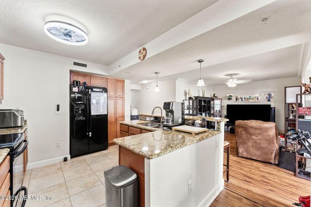 101 25TH Avenue J15, Jacksonville Beach, FL 32250