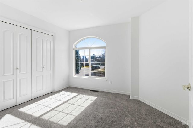 4550 W Brassie Ct, Meridian, ID 83646