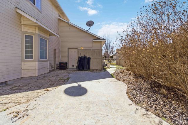 4550 W Brassie Ct, Meridian, ID 83646