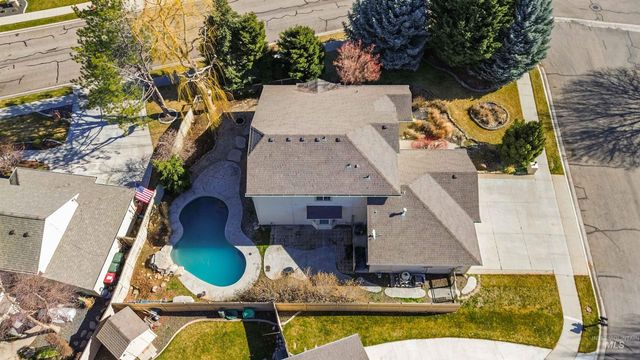 4550 W Brassie Ct, Meridian, ID 83646